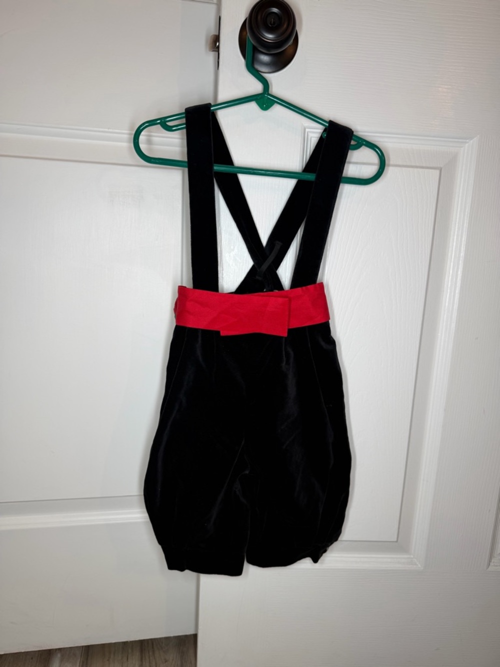 Vtg The Childrens Hour Jan Briggs Black Velvet Overall Knickers Toddler Boy 2T.